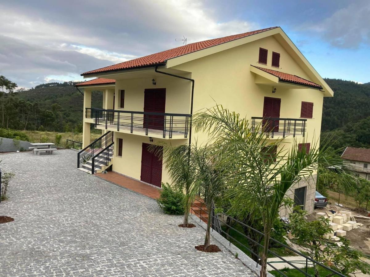 Alojamento Casa Da Pedra Verde Vieira do Minho Ngoại thất bức ảnh
